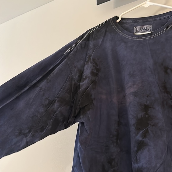 Buzz Men’s Long Sleeve - Picture 2 of 4